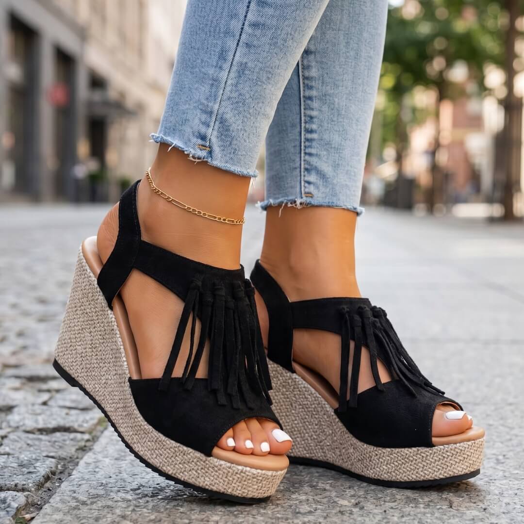 Lavinia Wedge Sandals