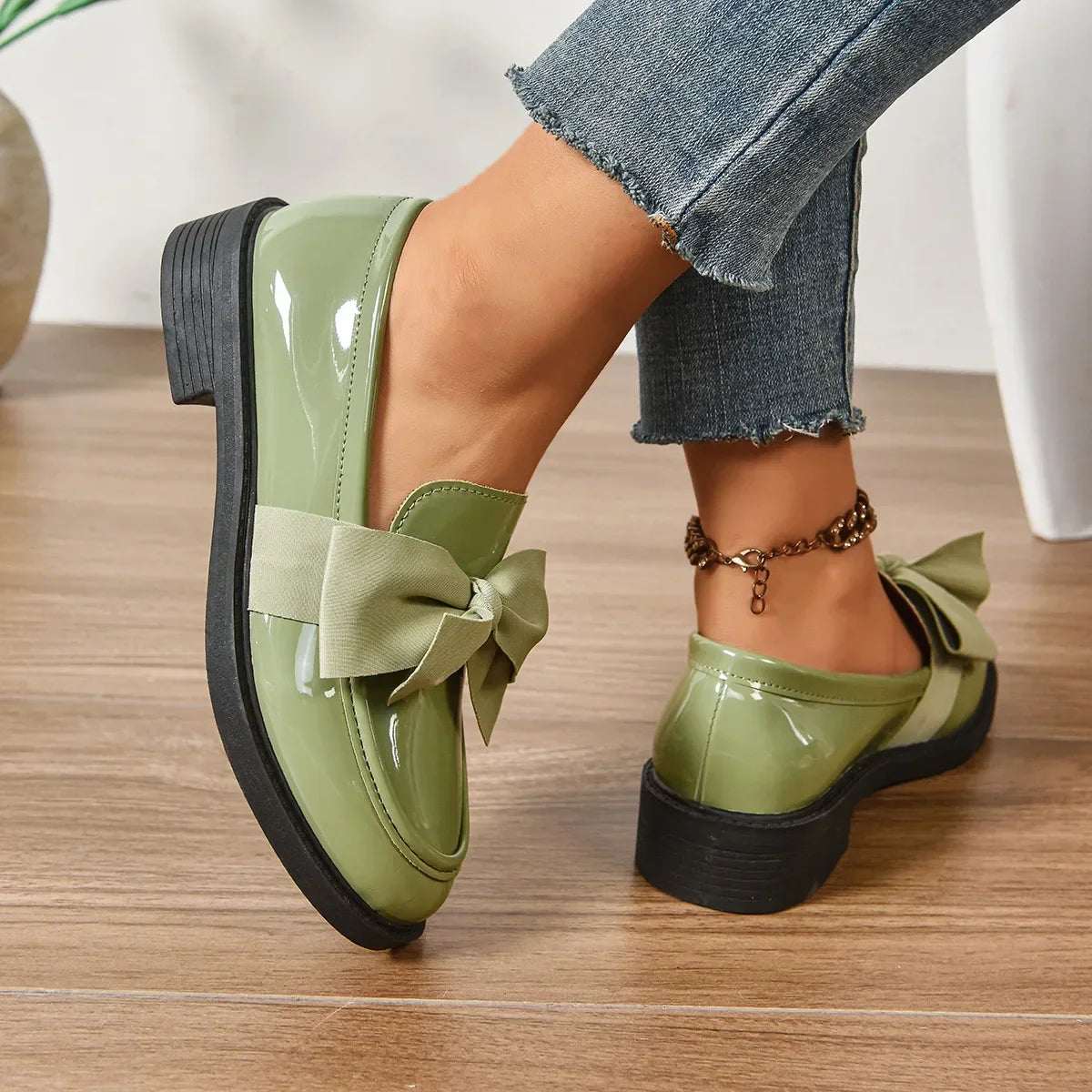 Clara Gloss Loafers